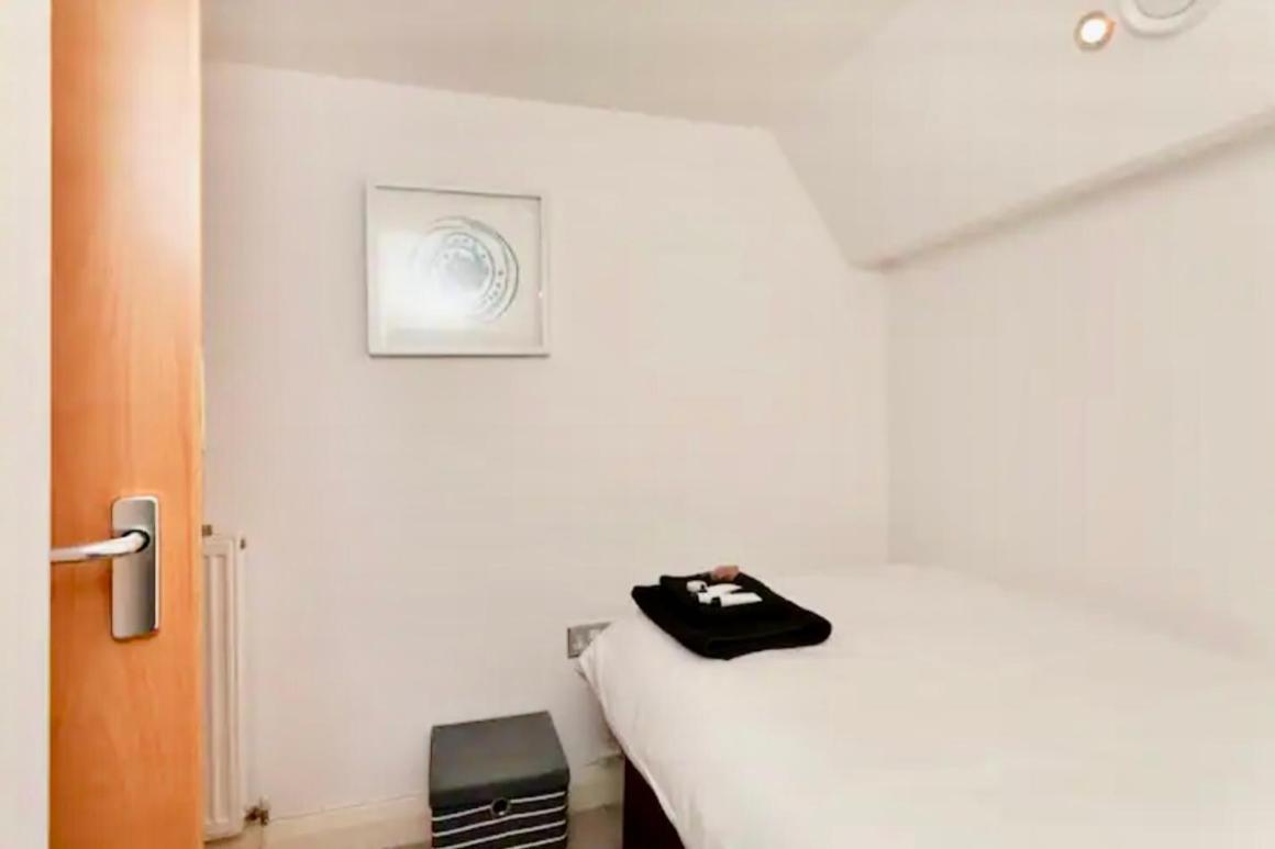 Lux Apartment Nottingham Esterno foto